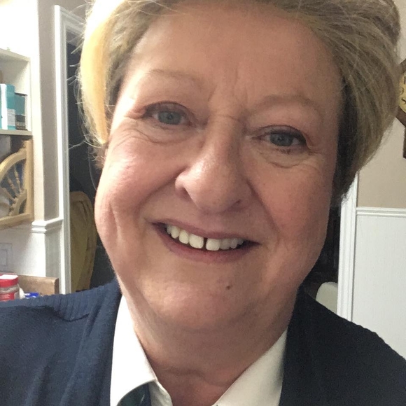 Meet your Posher, Rita - Picture 1 of 1